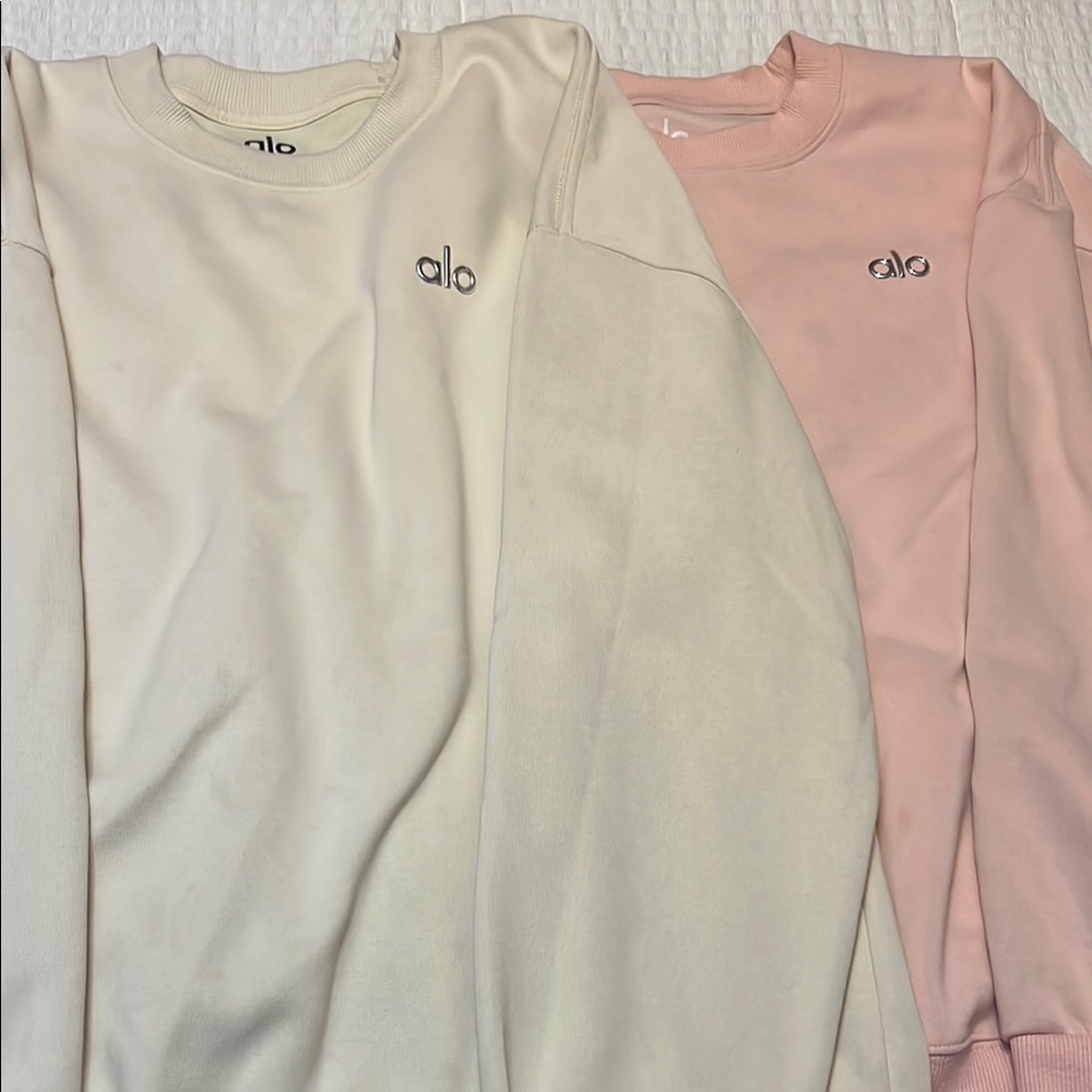 ALO Yoga Women's Cream and Pink Sweaters